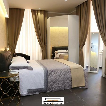 Residence Black & White Napoli Exterior foto