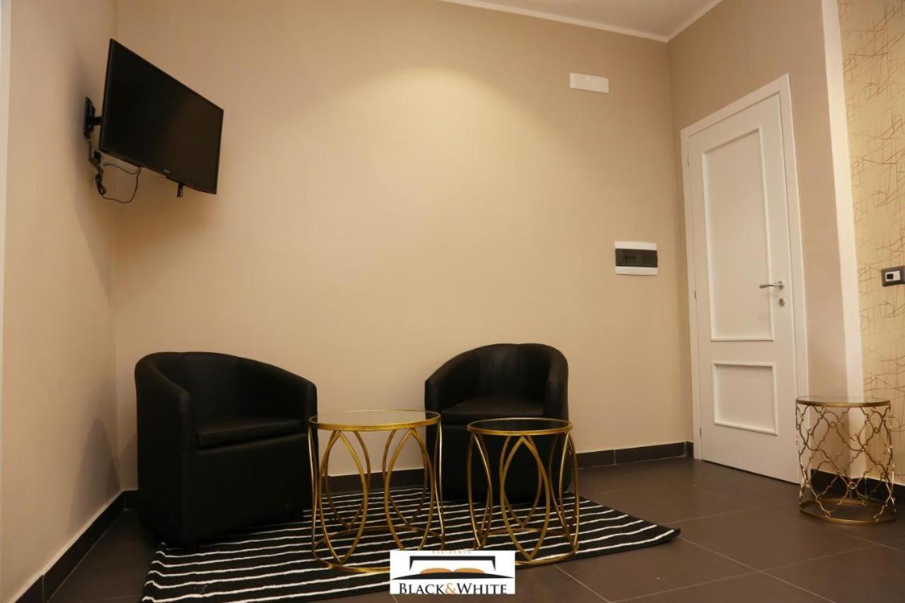 Residence Black & White Napoli Exterior foto
