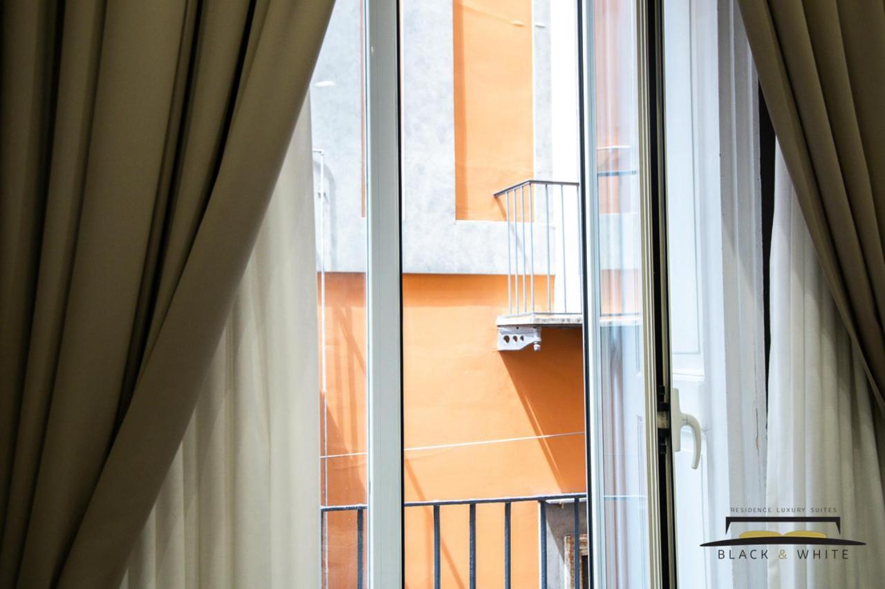 Residence Black & White Napoli Exterior foto