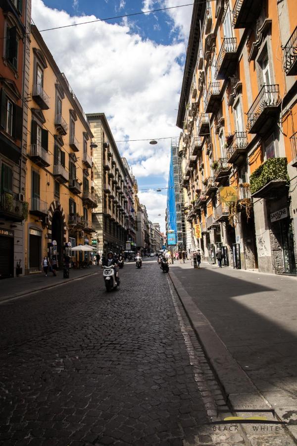 Residence Black & White Napoli Exterior foto